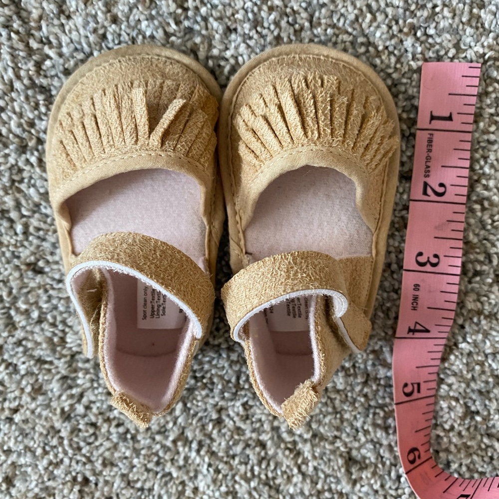 Accepting offers- Infant shoes 0-6 months Hudson Baby - Picture 2 of 4